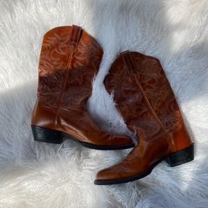 Ariat Embroidered Brown Leather Cowboy Boots